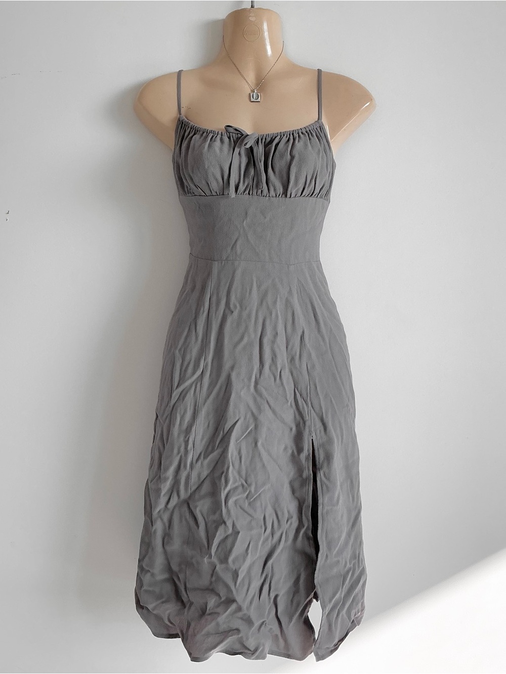 TAKING TO PLATOS CLOSET SEPT 17th - Aritzia milkmaid grey slit dress xxs